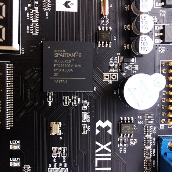 Xilinx XC6SLX16 FPGA development board with sdram